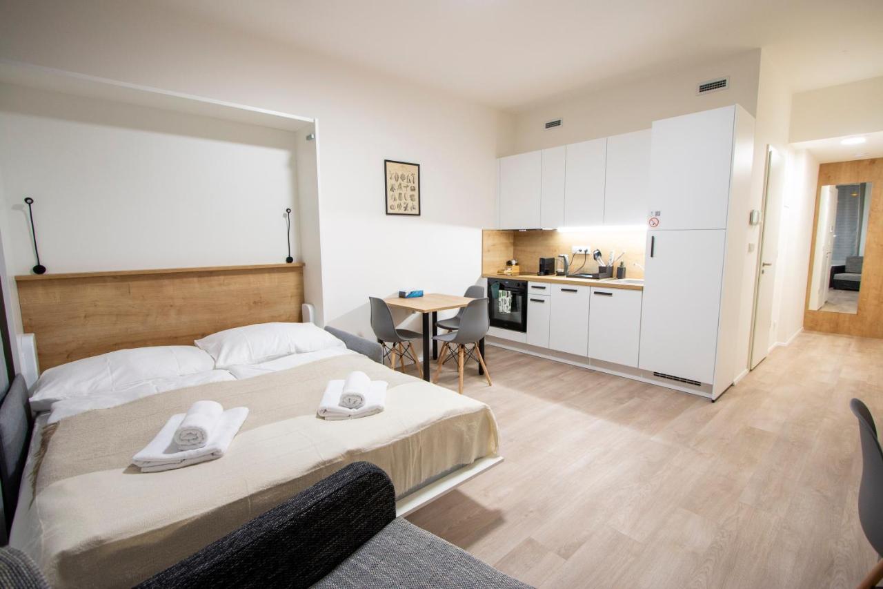 Kora Apartments Andel Prague Extérieur photo